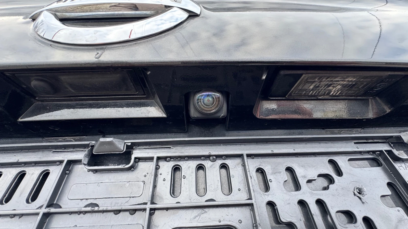 Nissan Qashqai 1.6 dCi Tekna+ Facelift , снимка 17 - Автомобили и джипове - 53981364