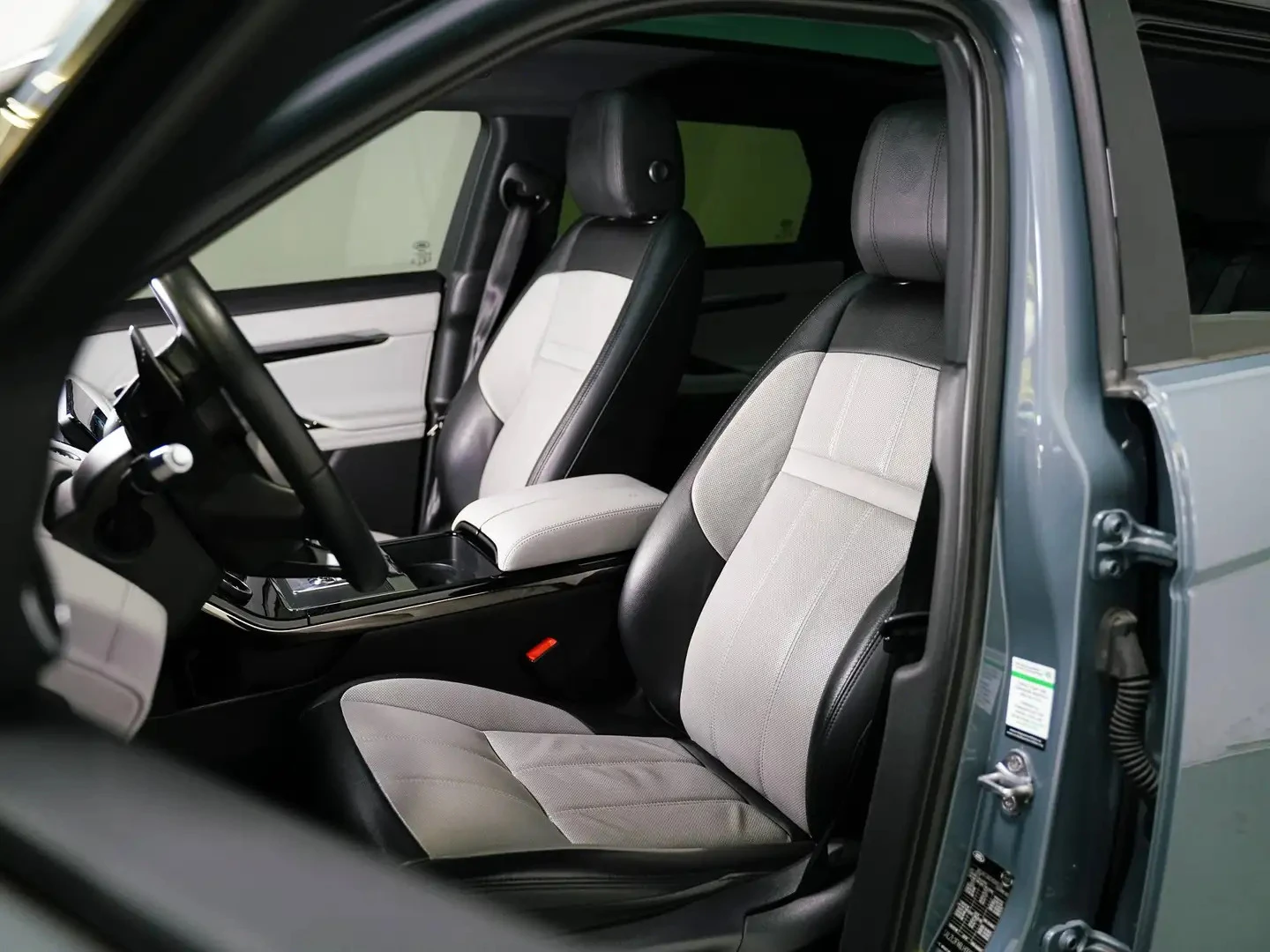 Land Rover Range Rover Evoque * * CARFAX * * ���� ������ * *  | Mobile.bg � ����������� 7
