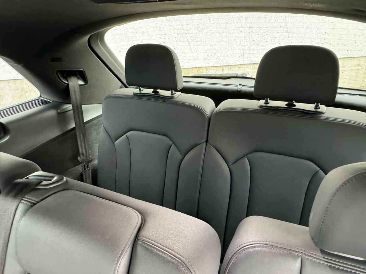 Audi Q7 KOMFORT QUATTRO * ПОДГРЕВИ* КАМЕРА* ПАНОРАМА* , снимка 17 - Автомобили и джипове - 55373798
