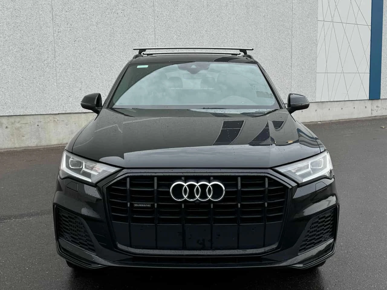 Audi Q7 KOMFORT QUATTRO * ПОДГРЕВИ* КАМЕРА* ПАНОРАМА* , снимка 2 - Автомобили и джипове - 55373798