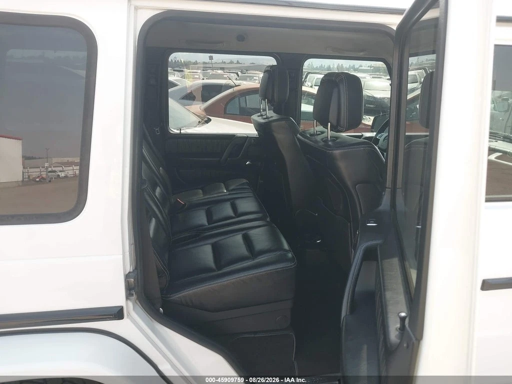 Mercedes-Benz G 500 5.5 388кс * DESIGNO * FACE * ОБДУХВАНЕ * CARFAX * , снимка 12 - Автомобили и джипове - 55904434