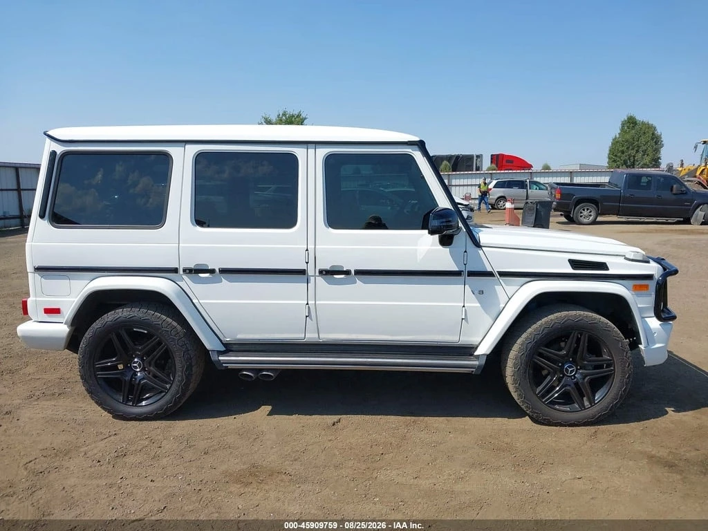 Mercedes-Benz G 500 5.5 388кс * DESIGNO * FACE * ОБДУХВАНЕ * CARFAX * , снимка 9 - Автомобили и джипове - 55904434