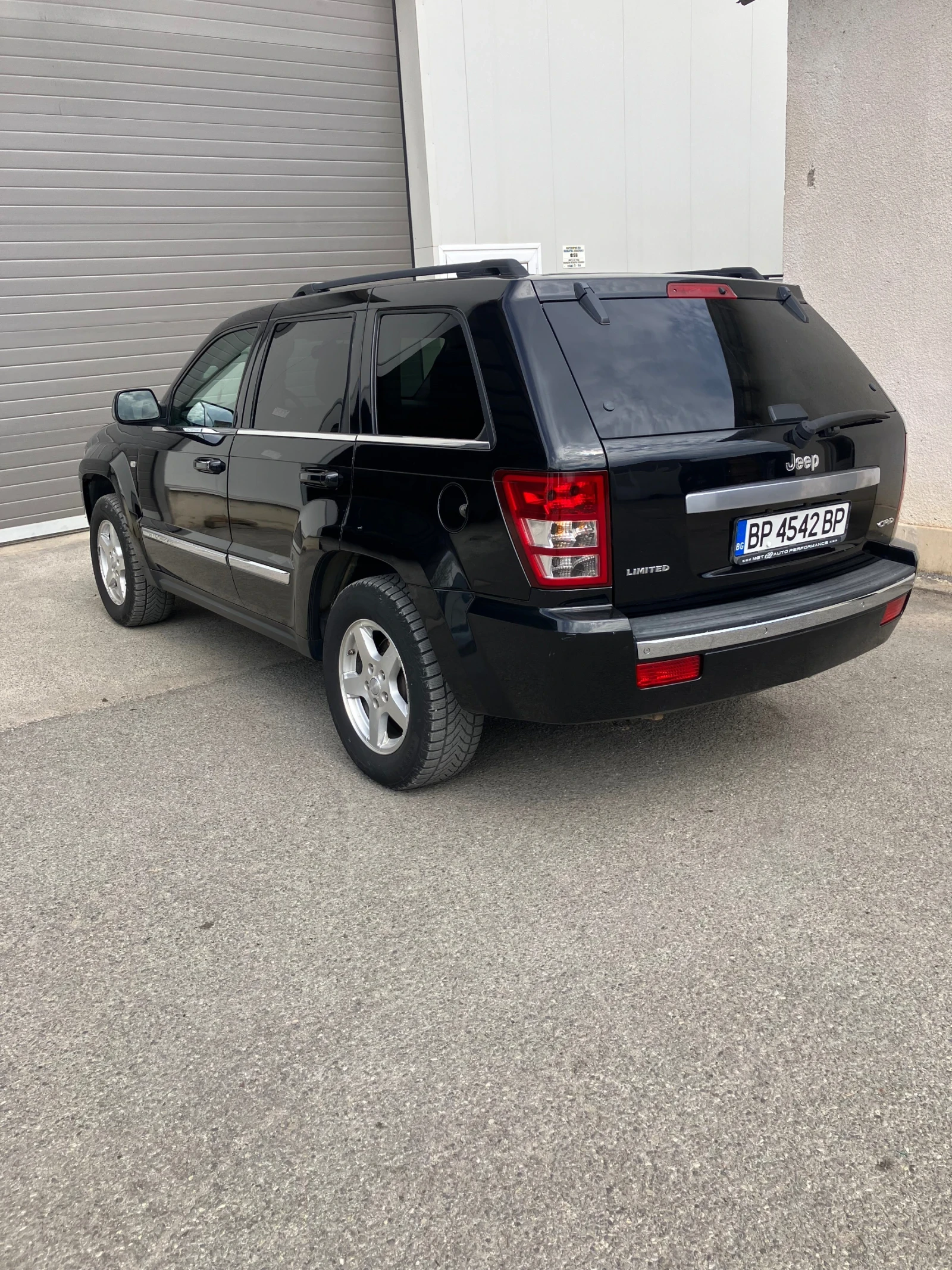 Jeep Grand cherokee 3.0CRD, снимка 6 - Автомобили и джипове - 56170802