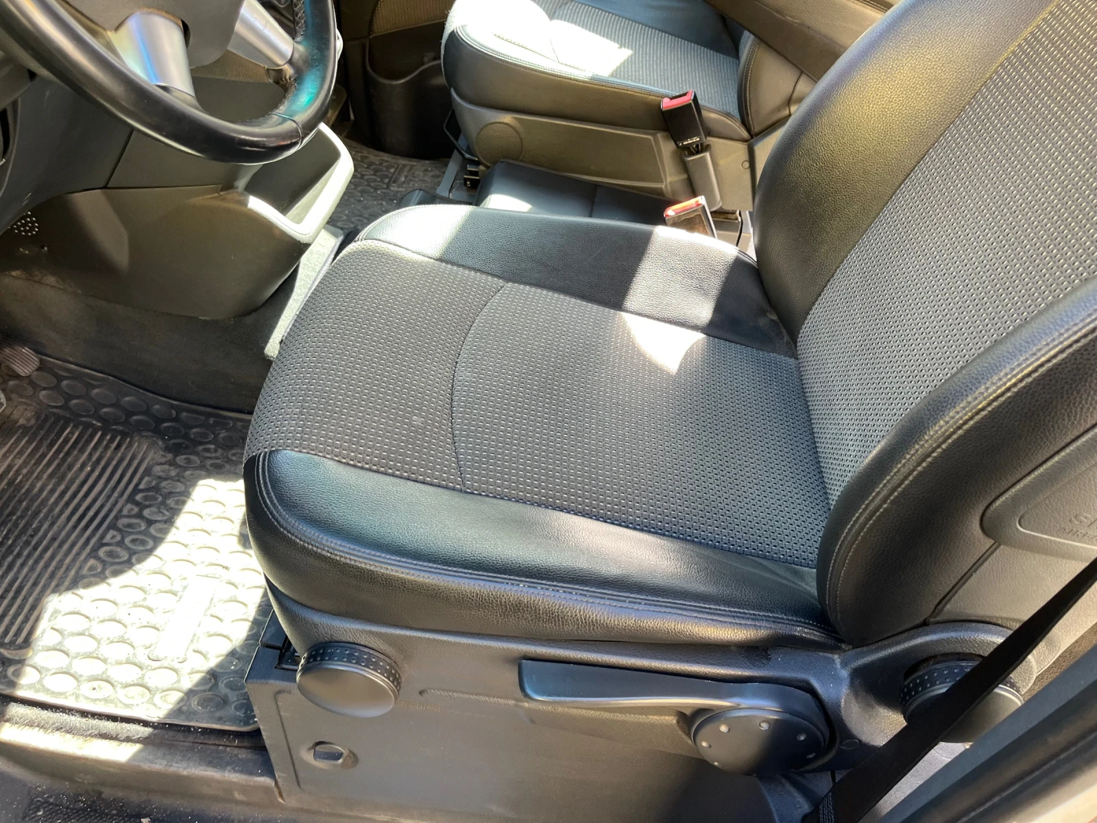 Mercedes-Benz Viano тренд, снимка 9 - Бусове и автобуси - 56633681