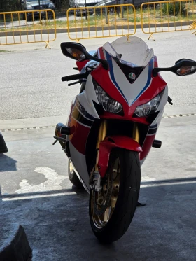 Обява за продажба на Honda Cbr 1000RR SP ~19 999 лв. - изображение 2