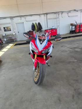 Обява за продажба на Honda Cbr 1000RR SP ~19 999 лв. - изображение 1