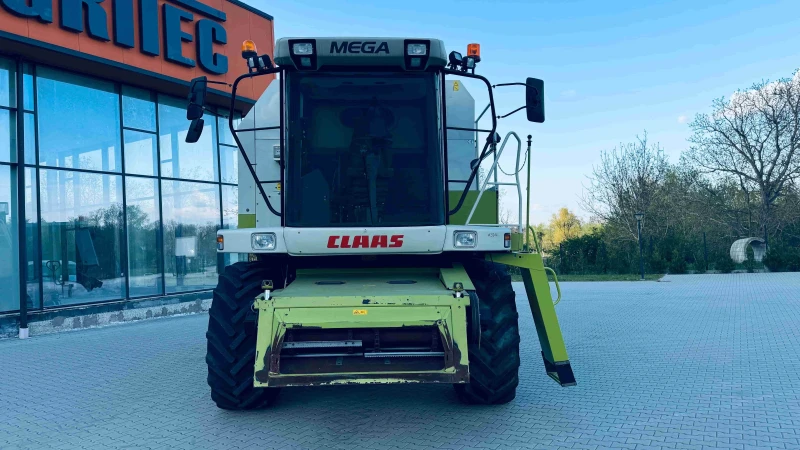 Комбайн Claas MEGA 360, снимка 3 - Селскостопанска техника - 50057704