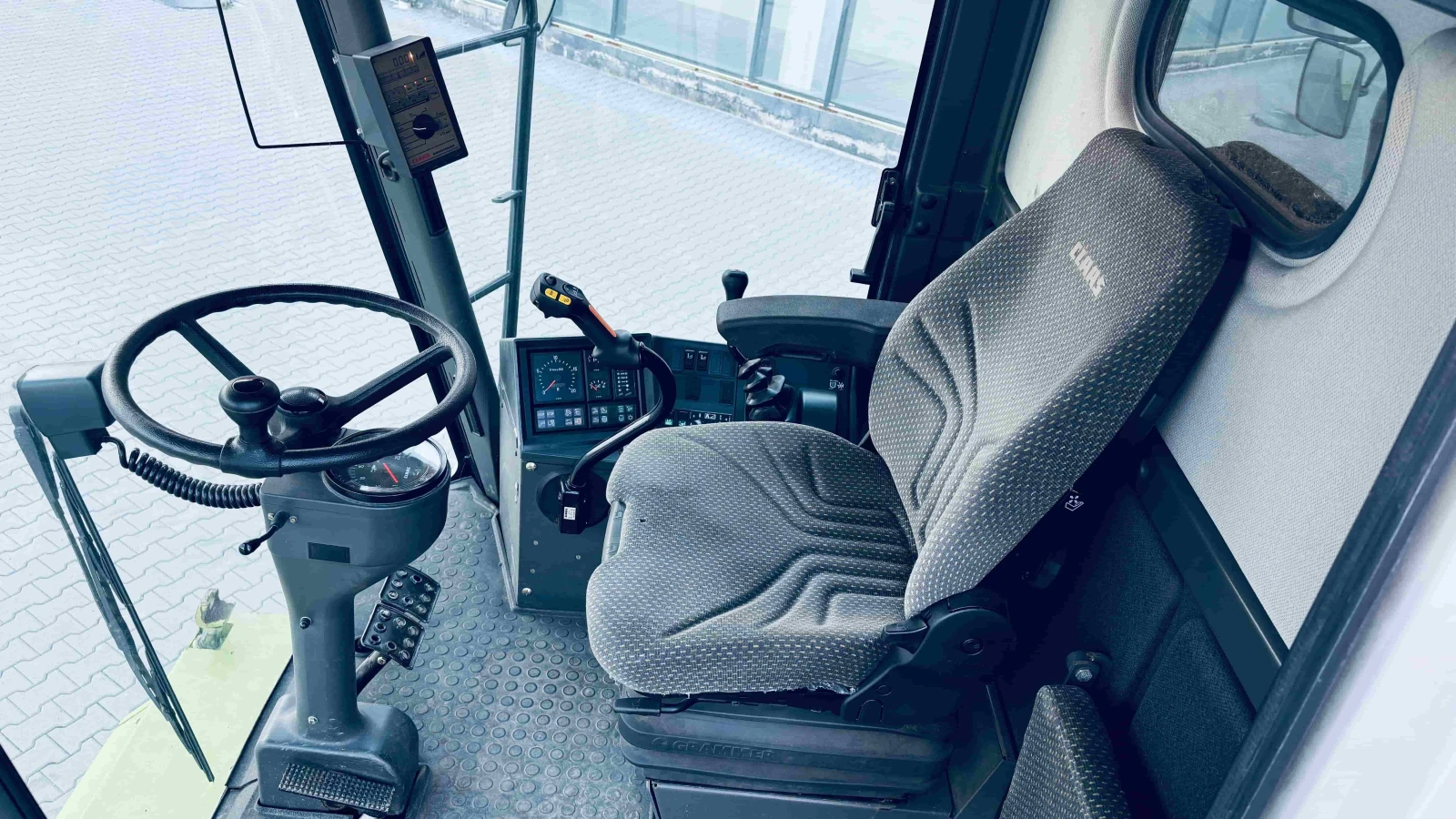Комбайн Claas MEGA 360 - изображение 10