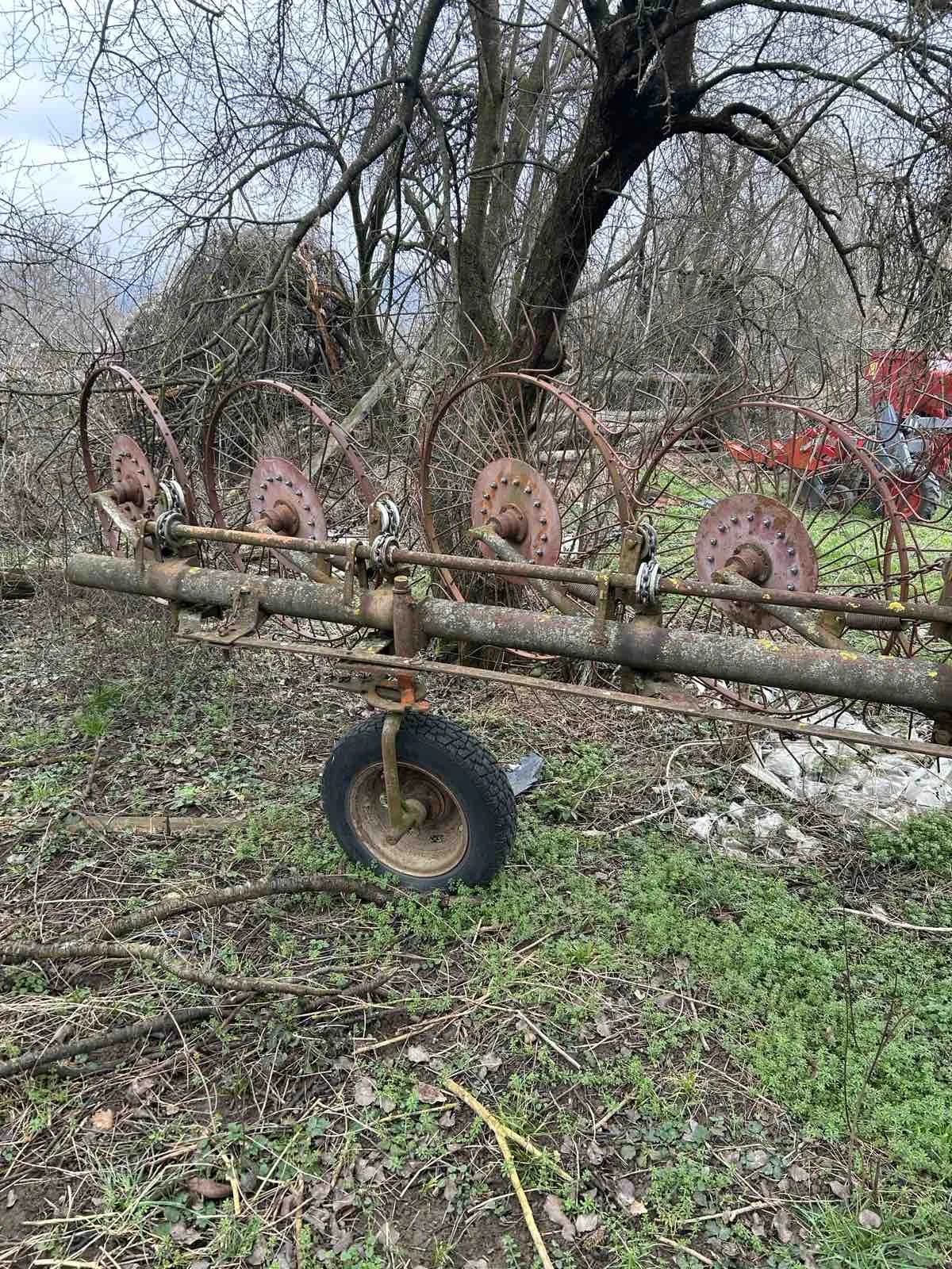 Сенообръщачка Друга марка, снимка 3 - Селскостопанска техника - 53862964