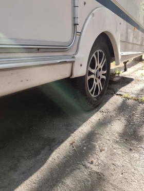 Каравана Coachmen STERLING EUROPA 490, снимка 2
