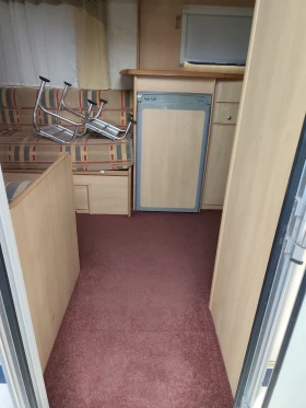 Каравана Coachmen STERLING EUROPA 490, снимка 4