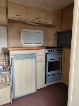 Каравана Coachmen STERLING EUROPA 490, снимка 5