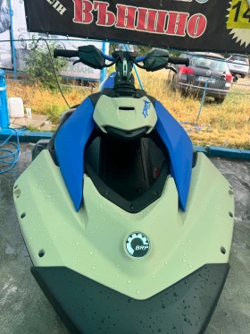 Джет Bombardier Sea Doo Spark Trixx 2026, снимка 4