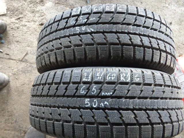 Гуми Зимни 215/60R16, снимка 9 - Гуми и джанти - 25816547