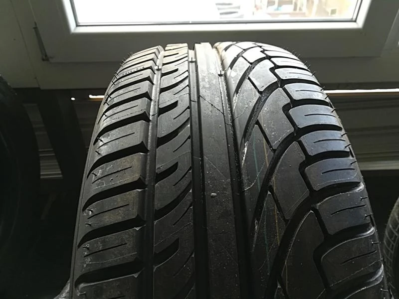 Гуми Летни 205/55R16, снимка 1 - Гуми и джанти - 22770828