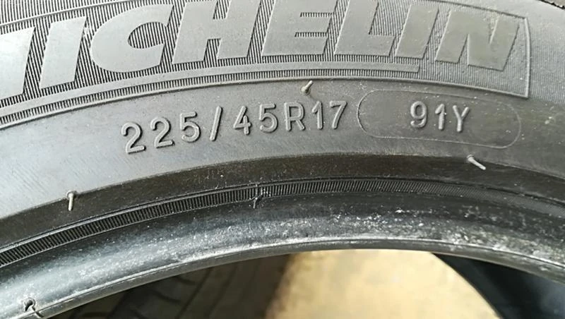 Гуми Летни 225/45R17, снимка 6 - Гуми и джанти - 25086849