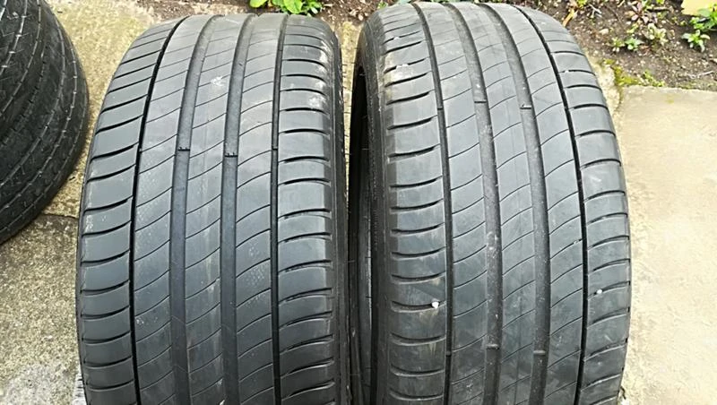 Гуми Летни 225/45R17, снимка 1 - Гуми и джанти - 25086849