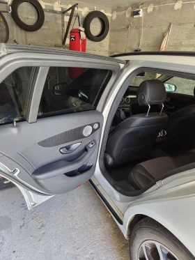 Mercedes-Benz C 220 205 коня, 9 джи троник, камера 360, масаж, дистрон, снимка 15