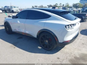 Ford Mustang Mach-E California Route 1 Extended Range AWD, снимка 3