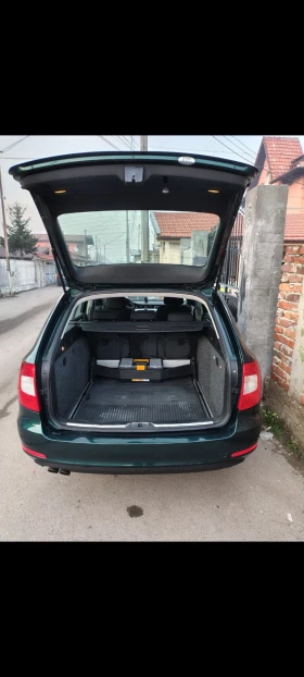 Skoda Superb 2.0 TDI 4X4/170кс , снимка 13