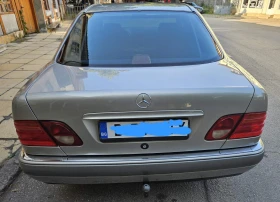 Обява за продажба на Mercedes-Benz E 220 2, 2 D ~4 500 лв. - изображение 1