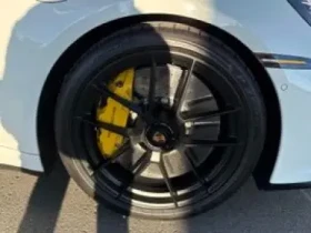 Porsche 911 Carrera GTS Coupe CARFAX АВТО КРЕДИТ  - 298900 лв. / 152825.14 € - 64810308 11