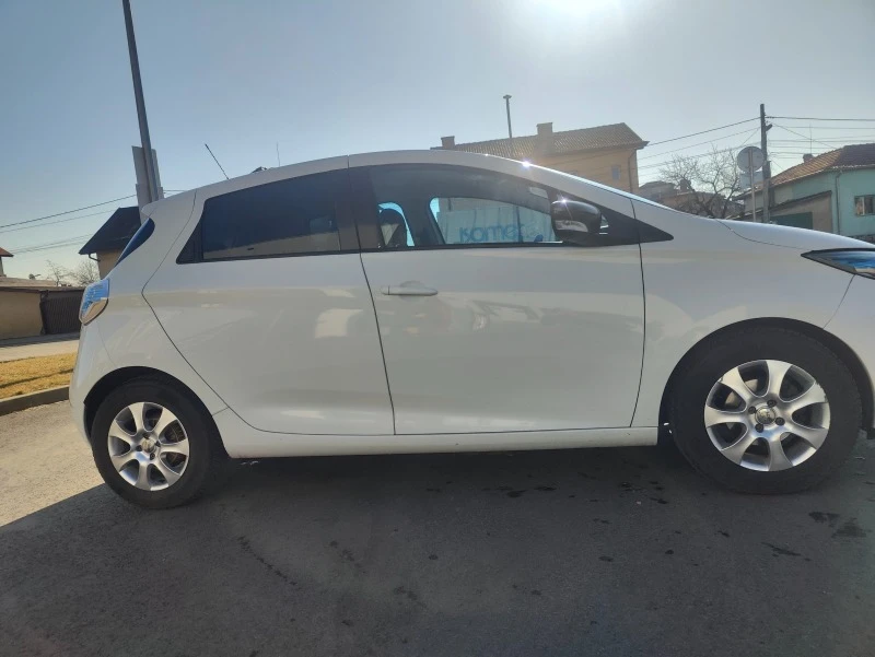 Renault Zoe Life, снимка 4 - Автомобили и джипове - 46806717