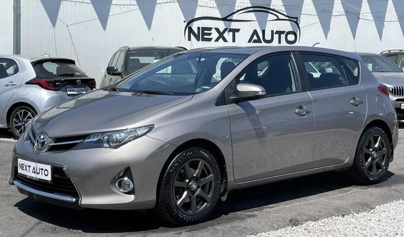 Toyota Auris 1.6I 132HP E6B 45000KM, снимка 1 - Автомобили и джипове - 46587511