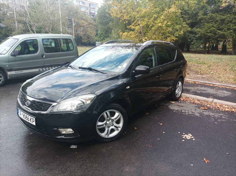 Kia Ceed, снимка 1 - Автомобили и джипове - 47481166