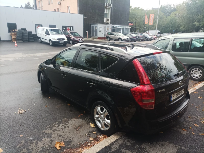 Kia Ceed, снимка 4 - Автомобили и джипове - 47481166