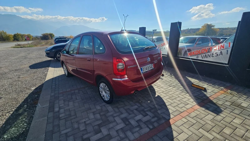 Citroen Xsara picasso 1.8i, снимка 4 - Автомобили и джипове - 47781636