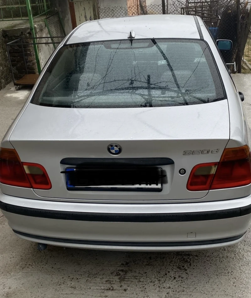 BMW 320, снимка 6 - Автомобили и джипове - 48353255