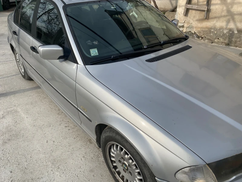 BMW 320, снимка 7 - Автомобили и джипове - 48353255