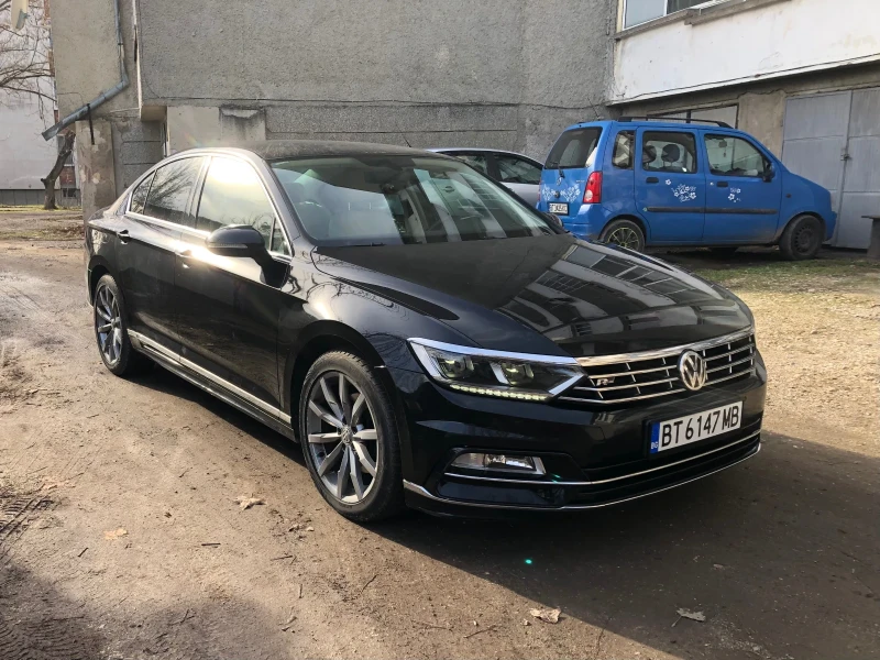 VW Passat B8 Дигитал R Line, снимка 1 - Автомобили и джипове - 49385893