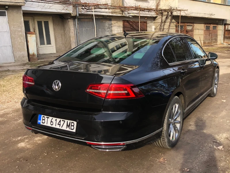 VW Passat B8 Дигитал R Line, снимка 5 - Автомобили и джипове - 49385893