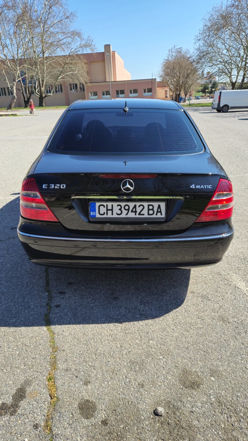 Mercedes-Benz E 320, снимка 6 - Автомобили и джипове - 49599018