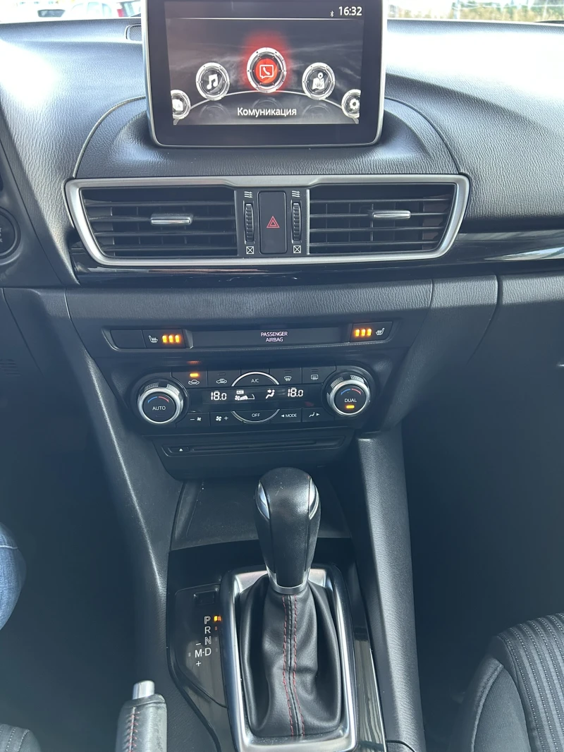 Mazda 3 2.2d/Automat/Navi, снимка 15 - Автомобили и джипове - 52088680
