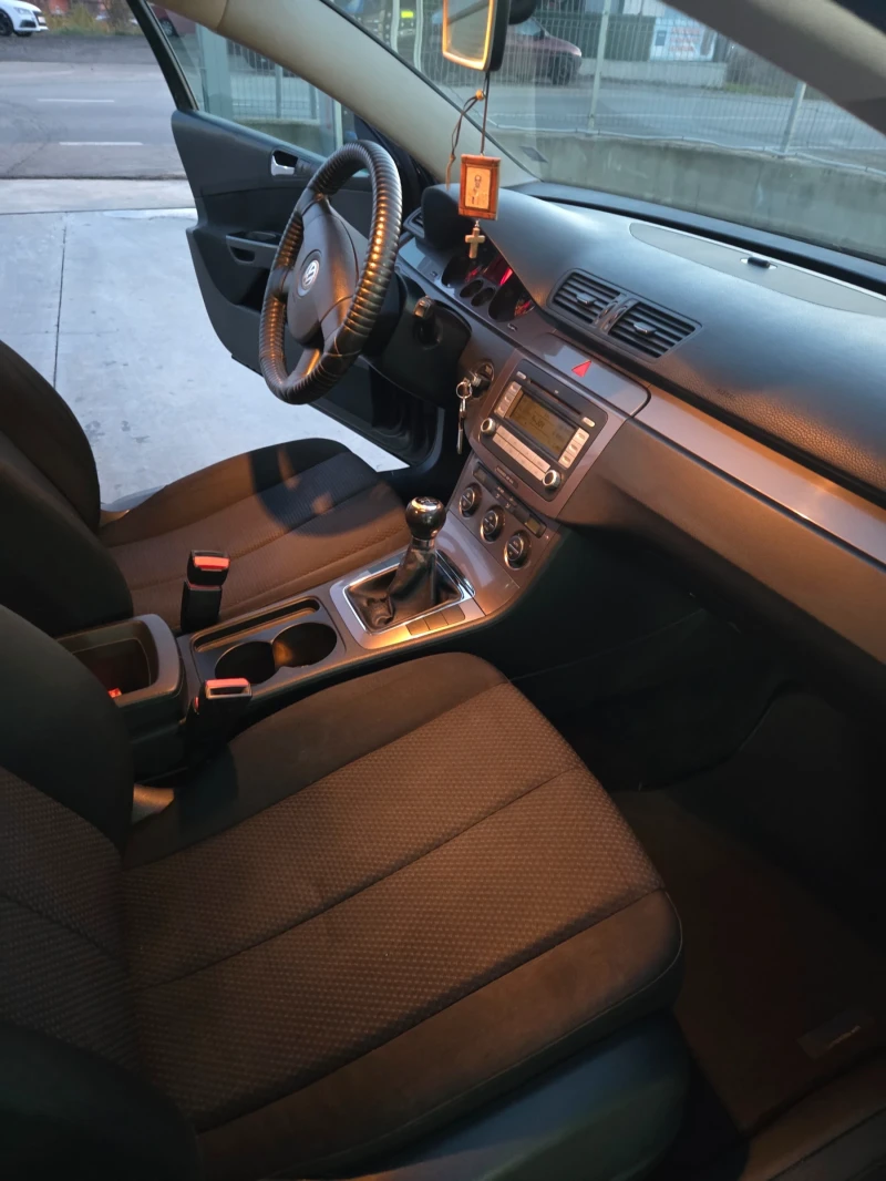 VW Passat Vw Passat 1.9 tdi bluemtion, снимка 7 - Автомобили и джипове - 52281268