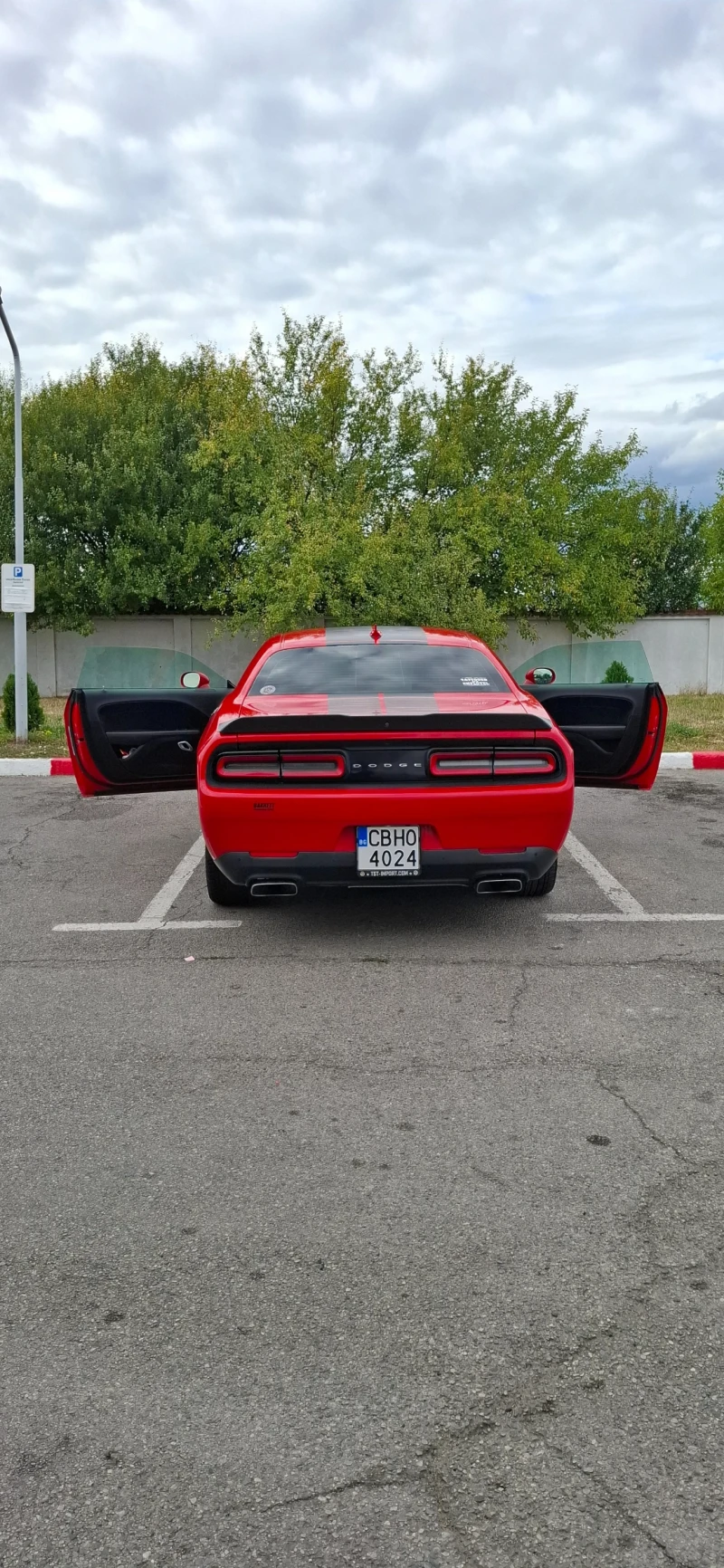 Dodge Challenger 5.7 R/T MANUAL LSD, снимка 5 - Автомобили и джипове - 52284056