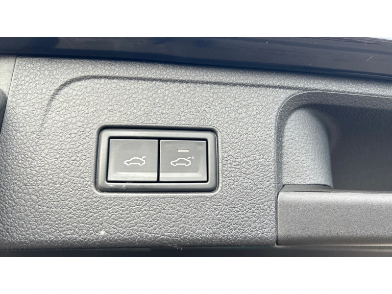 VW Passat 2. 0 TDi DSG SCR, Месечна вноска от 444 лв., снимка 17 - Автомобили и джипове - 52632478