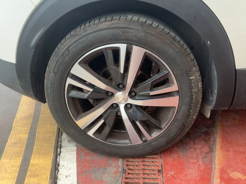 Peugeot 3008 1, 6 e HDI , снимка 6 - Автомобили и джипове - 52885374