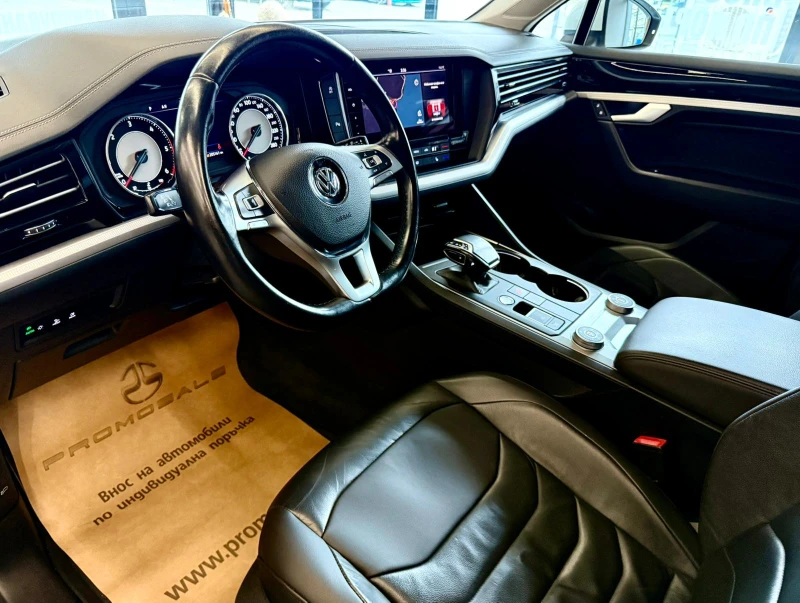 VW Touareg 4Motion* DSG* Лизинг, снимка 7 - Автомобили и джипове - 53045542