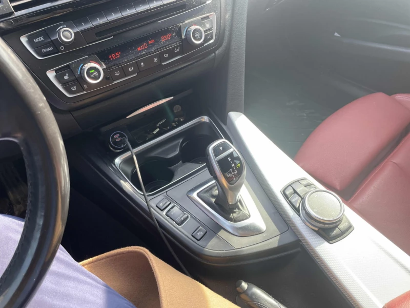 BMW 335 XDRIVE* HARMON/KARDON* M PERFORMANCE PACK* , снимка 13 - Автомобили и джипове - 53488245