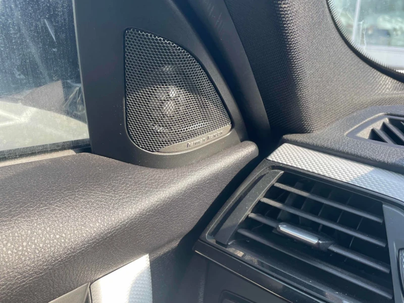 BMW 335 XDRIVE* HARMON/KARDON* M PERFORMANCE PACK* , снимка 12 - Автомобили и джипове - 53488245
