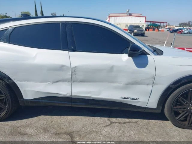 Ford Mustang Mach-E California Route 1 Extended Range AWD, снимка 12 - Автомобили и джипове - 54922504