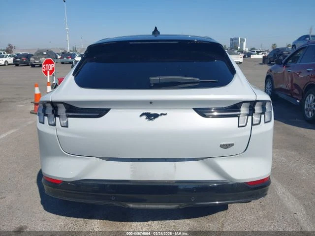 Ford Mustang Mach-E California Route 1 Extended Range AWD, снимка 14 - Автомобили и джипове - 54922504