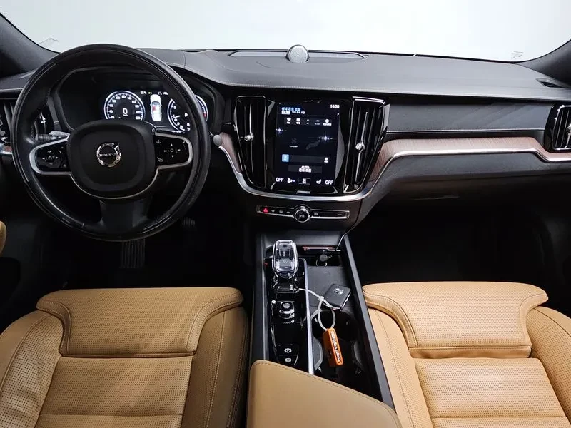 Volvo S60 B5 INSCRIPTION, снимка 7 - Автомобили и джипове - 55562472