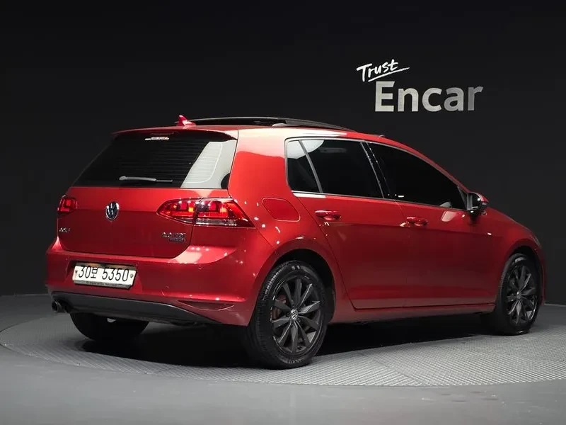 VW Golf 2.0 Tdi, снимка 2 - Автомобили и джипове - 55748631