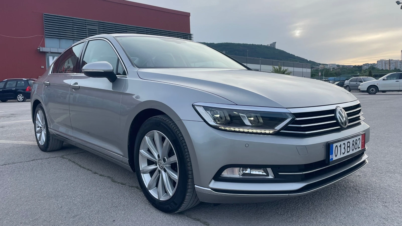 VW Passat 2.0-HIGHLINE- КАМЕРА - изображение 4