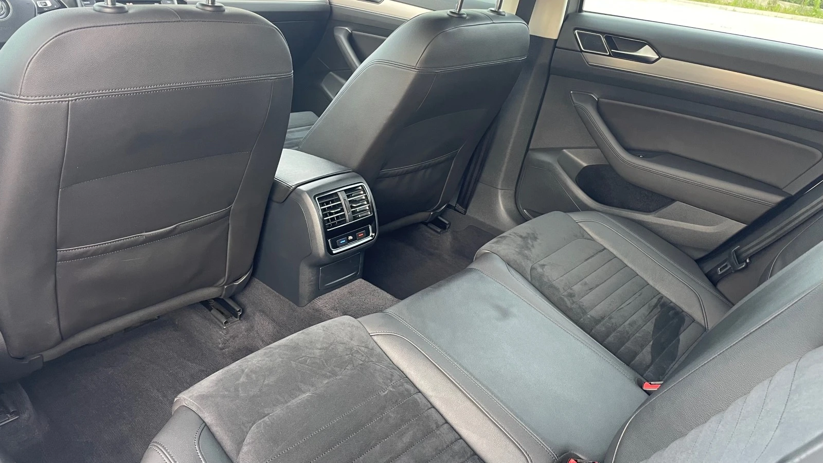 VW Passat 2.0-HIGHLINE- КАМЕРА | Mobile.bg — изображение 15